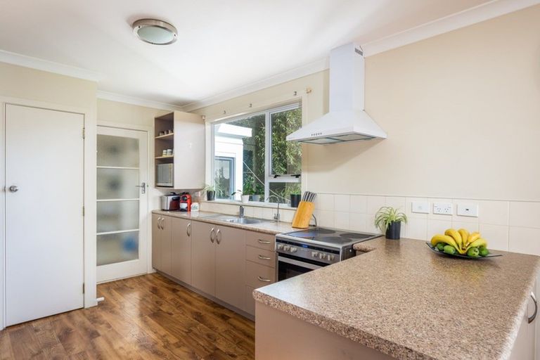 Photo of property in 136a Seaview Road, Westown, New Plymouth, 4310