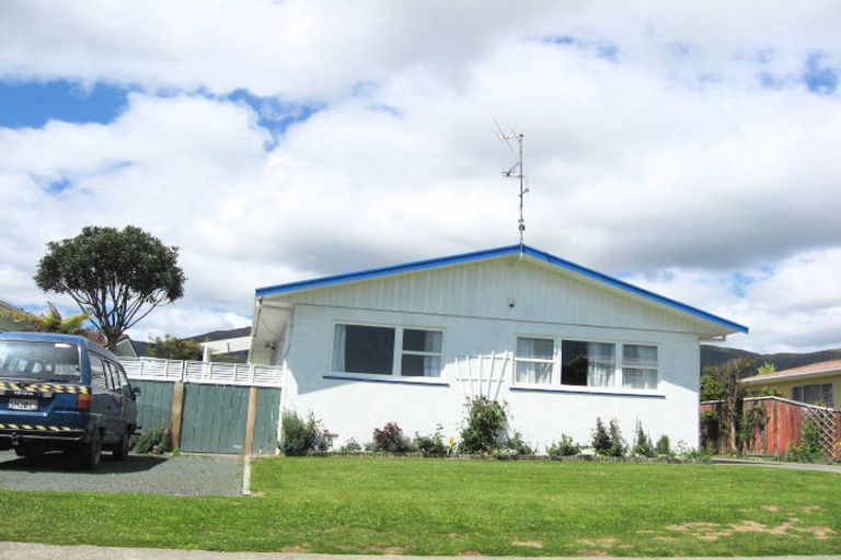 Photo of property in 34 Fergusson Street, Stoke, Nelson, 7011