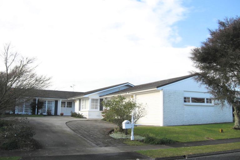 Photo of property in 15 Silva Crescent, Riverlea, Hamilton, 3216