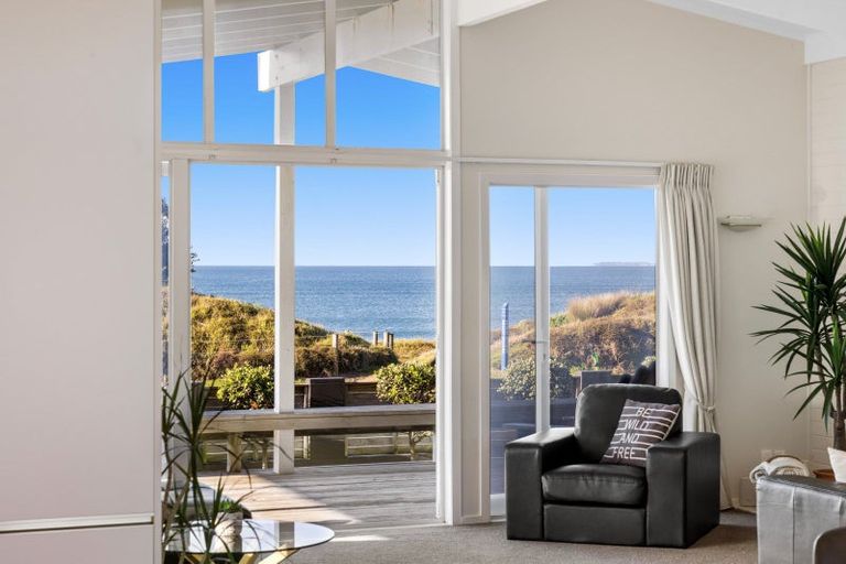Photo of property in 185 Marine Parade, Mount Maunganui, 3116
