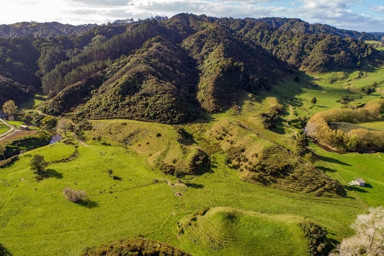 Photo of property in 1177 Mokau Road, Mimi, Urenui, 4379