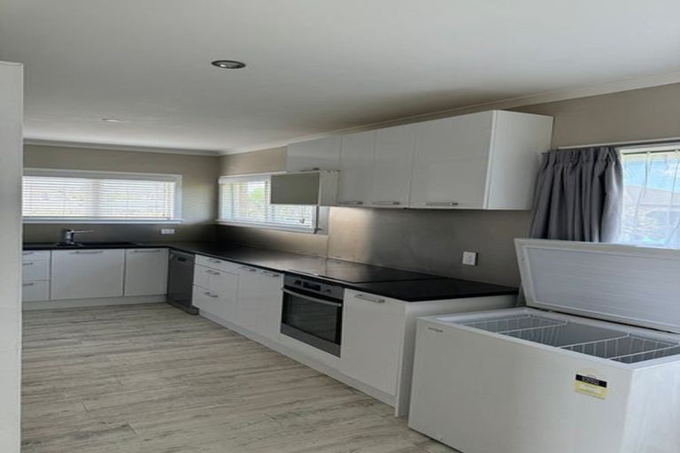 Photo of property in 33 Clark Road, Pahurehure, Papakura, 2113