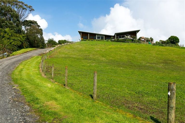 Photo of property in 1408b Devon Road, Brixton, Waitara, 4382