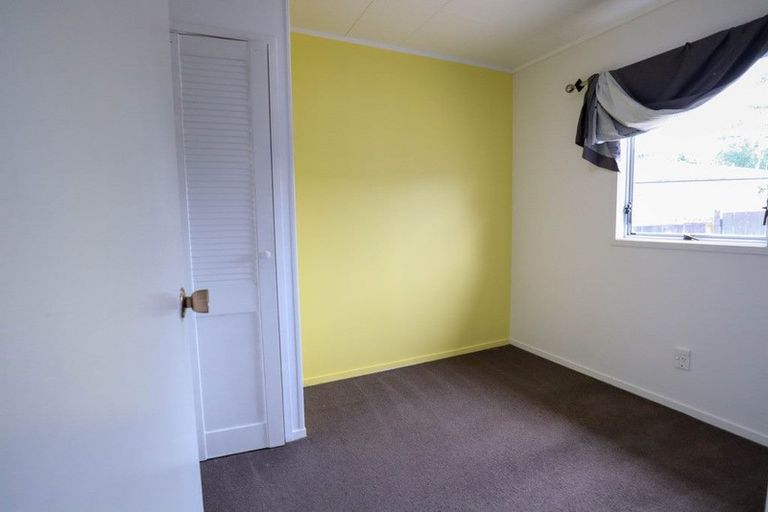 Photo of property in 12 Secretariat Place, Randwick Park, Auckland, 2105