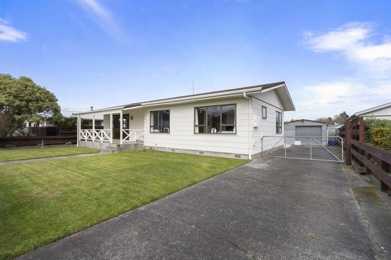 Photo of property in 23 Ferndale Place, Feilding, 4702