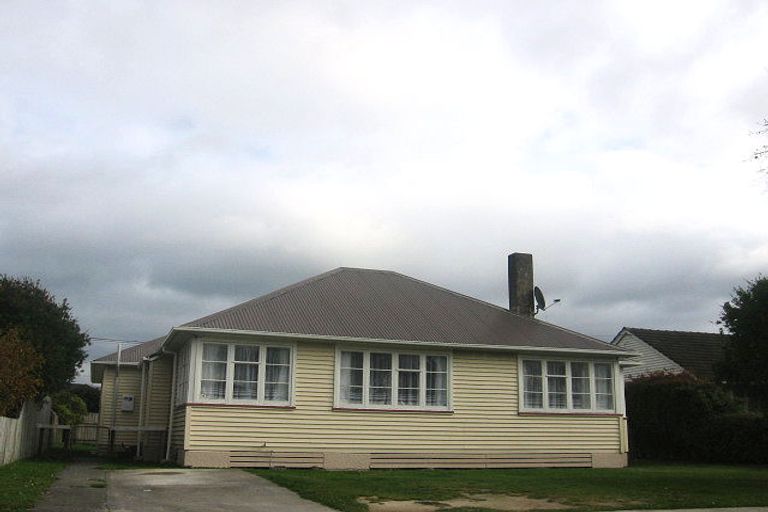 Photo of property in 40 Guthrie Street, Waterloo, Lower Hutt, 5011