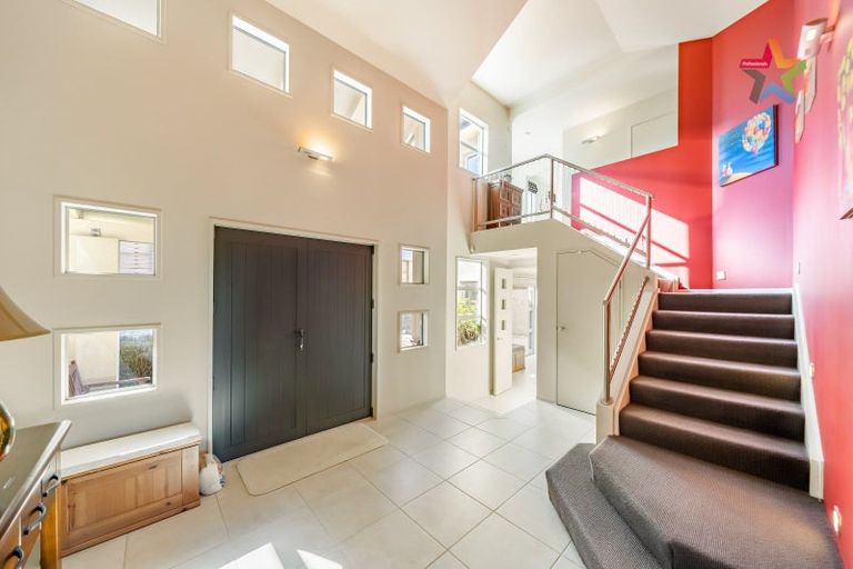 Photo of property in 27 Meadowbank Drive, Belmont, Lower Hutt, 5010