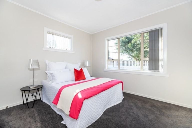 Photo of property in 1/23 Hamilton Road, Papatoetoe, Auckland, 2025