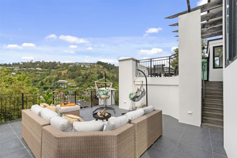 Photo of property in 68 Landsdowne Terrace, Cashmere, Christchurch, 8022