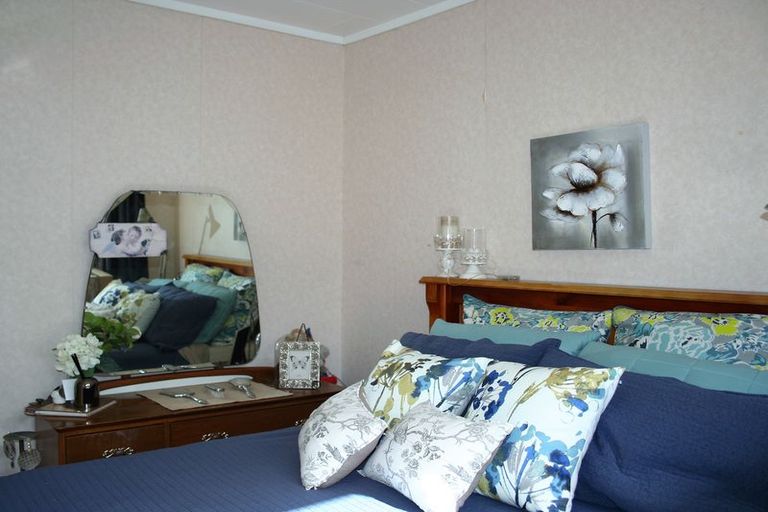 Photo of property in 1/78 Chilcott Road, Henderson, Auckland, 0612