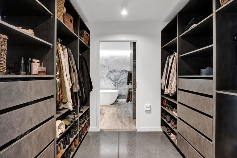 Photo of property in Tapuae, 21 Washer Road, Omata, New Plymouth, 4374