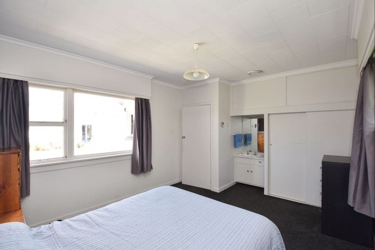 Photo of property in 537 Herbert Street, Waverley, Invercargill, 9810