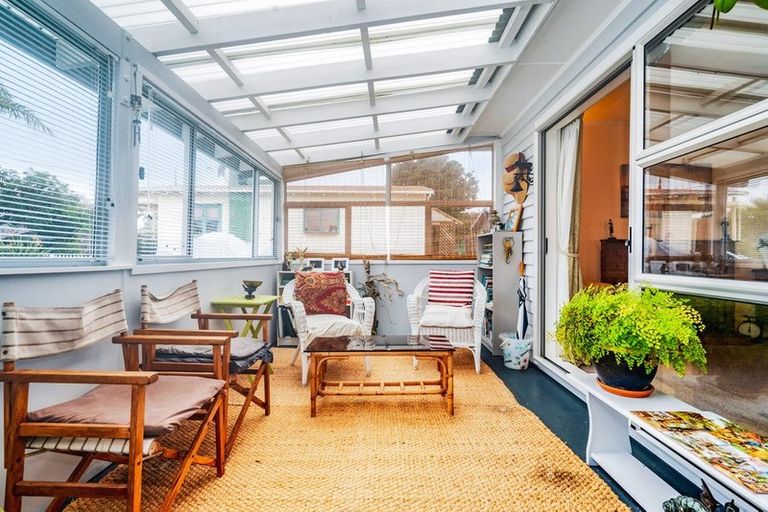 Photo of property in 2a Montgomery Avenue, Onerahi, Whangarei, 0110