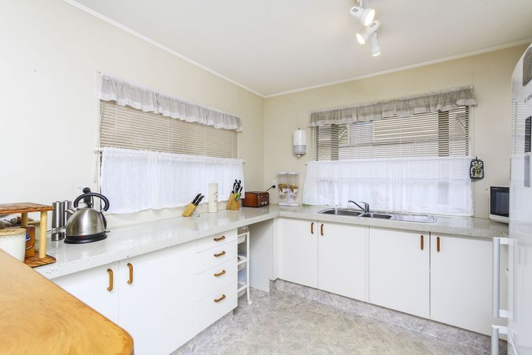 Photo of property in 39a Titirangi Road, New Lynn, Auckland, 0600