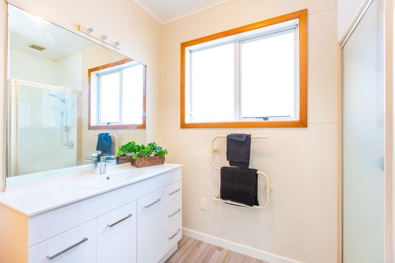 Photo of property in 37 Haultain Street, Fairfield, Hamilton, 3214