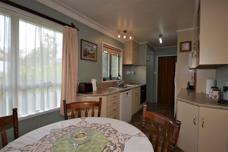 Photo of property in 12 Blundell Avenue, Kawerau, 3127