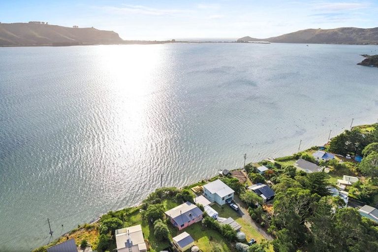 Photo of property in 78 Otakou Golf Course Road, Otakou, Dunedin, 9077