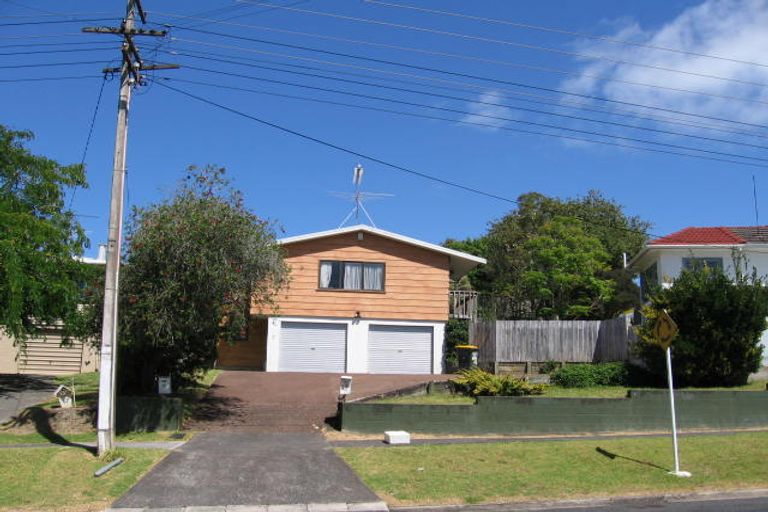 Photo of property in 1/65 Eskdale Road, Birkdale, Auckland, 0626