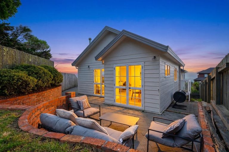 Photo of property in 50a Ashton Fitchett Drive, Brooklyn, Wellington, 6021