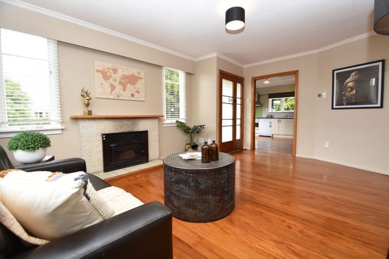 Photo of property in 229 High Street North, Carterton, 5713