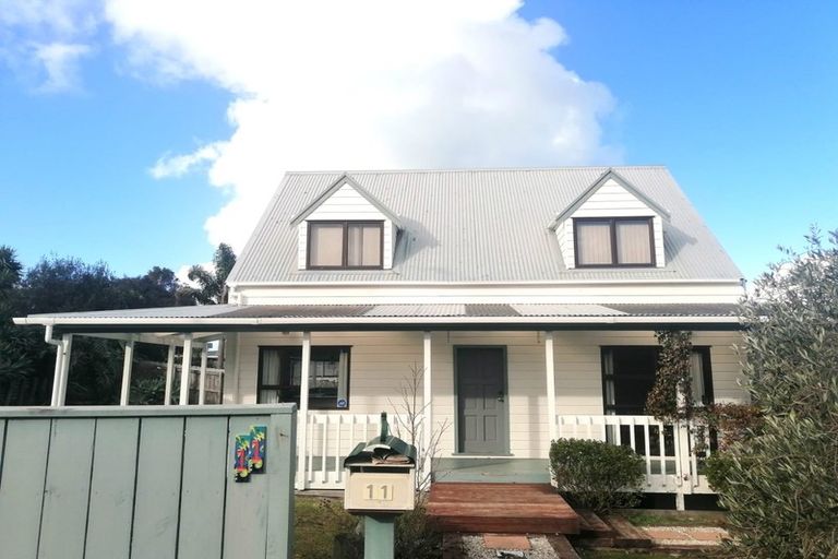 Photo of property in 11 Ceramco Place, Torbay, Auckland, 0630