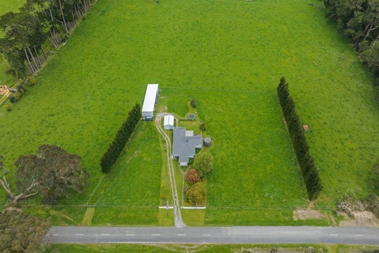 Photo of property in 1078 Kakariki Road, Eketahuna, 4995