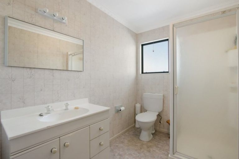 Photo of property in 142 Seaforth Road, Waihi Beach, 3611