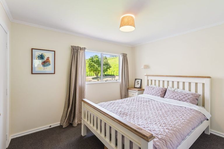 Photo of property in 93b Pukenamu Road, Te Horo, Otaki, 5581