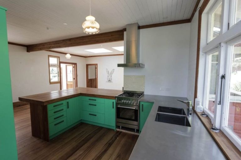 Photo of property in 236 Ngatiawa Road, Reikorangi, Waikanae, 5391