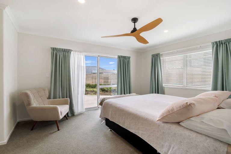 Photo of property in 34 Tirimoana Place, Otamatea, Whanganui, 4501