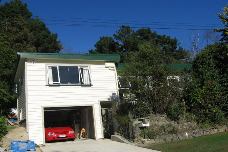Photo of property in 37 Rawhiti Street, Stokes Valley, Lower Hutt, 5019