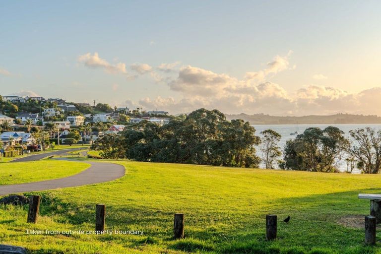 Photo of property in 70 Raurimu Avenue, Onerahi, Whangarei, 0110