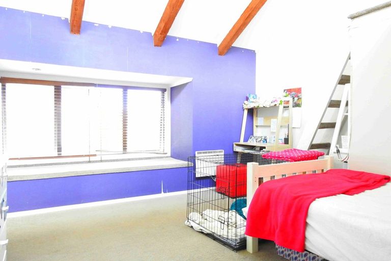 Photo of property in 29 Cairngorm Place, Highland Park, Auckland, 2010