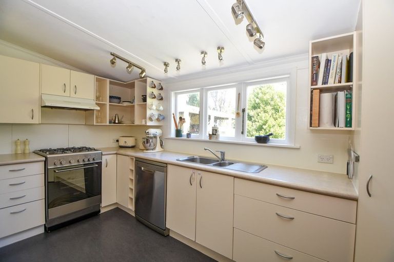 Photo of property in 22 Tyne Street, Carterton, 5713