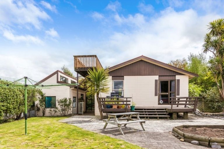 Photo of property in 83 Acacia Bay Road, Nukuhau, Taupo, 3330