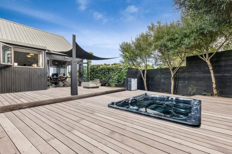 Photo of property in 59 Calluna Crescent, Totara Heights, Auckland, 2105