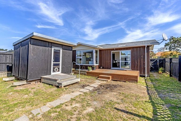 Photo of property in 57 Ottawa Road, Wainoni, Christchurch, 8061