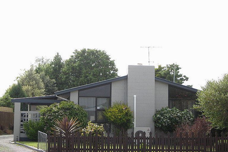 Photo of property in 248 Grimseys Road, Redwood, Christchurch, 8051