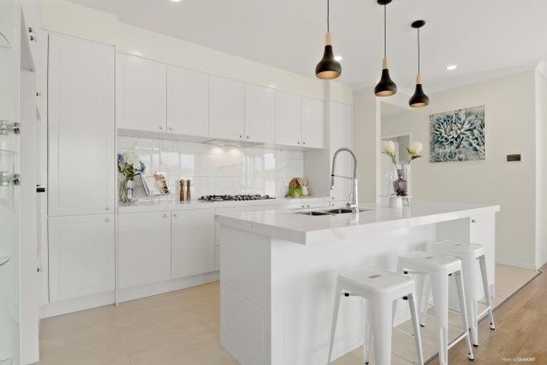 Photo of property in 48 Tir Conaill Avenue, Flat Bush, Auckland, 2019