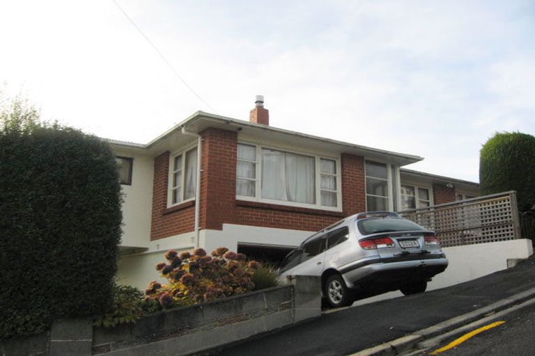 Photo of property in 1 Windsor Street, Opoho, Dunedin, 9010