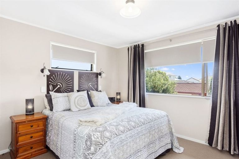 Photo of property in 2/33 Golf Road, Mount Maunganui, 3116