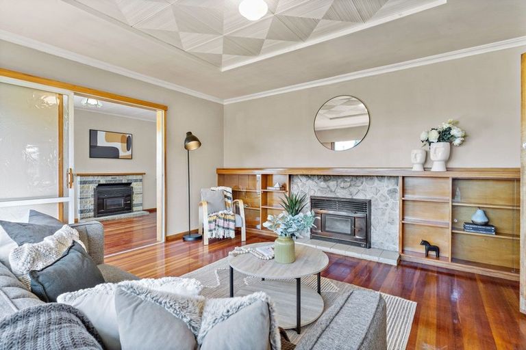 Photo of property in 6 Wakelin Street, Carterton, 5713