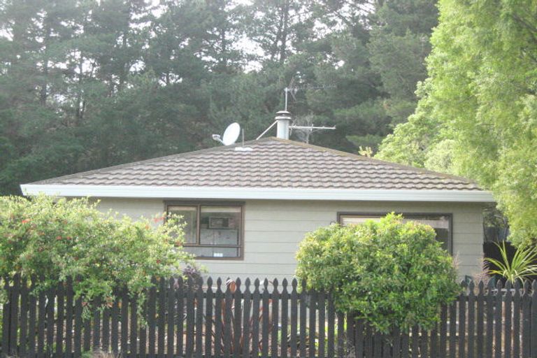 Photo of property in 12 Pine Avenue, Waikuku Beach, 7473
