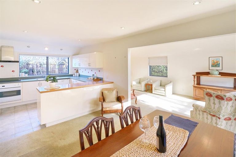 Photo of property in 6b Bradshaw Terrace, Riccarton, Christchurch, 8011