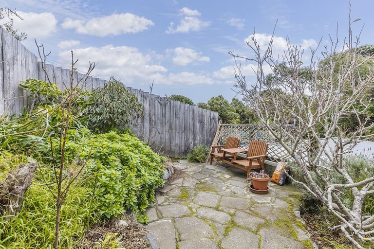 Photo of property in 28a Whanake Street, Titahi Bay, Porirua, 5022