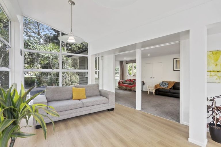 Photo of property in 85 Wood Bay Road, Titirangi, Auckland, 0604