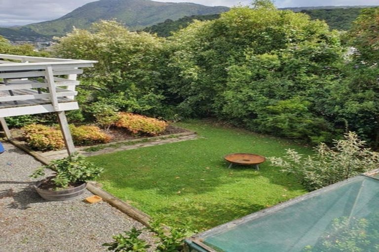 Photo of property in 50b Milton Terrace, Picton, 7220