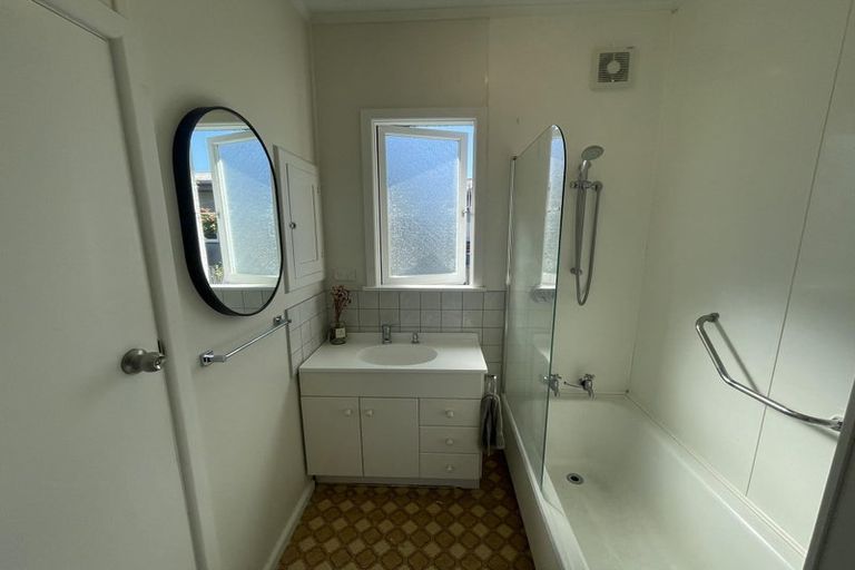 Photo of property in 2 Tripoli Street, Onekawa, Napier, 4110