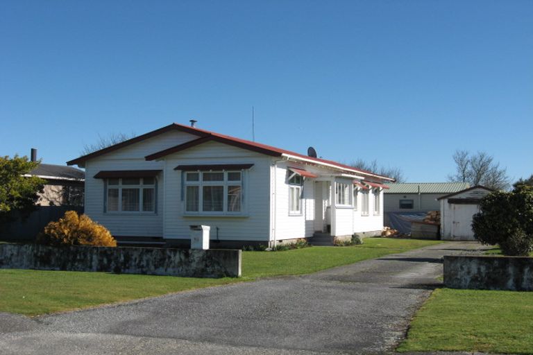 Photo of property in 13 Hoffman Street, Hokitika, 7810