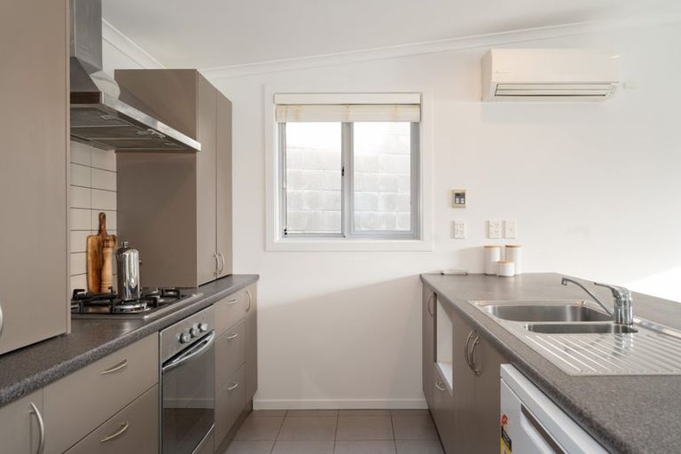 Photo of property in 40a Erlestoke Crescent, Churton Park, Wellington, 6037